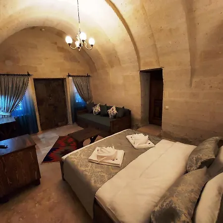 فندق Armesos Cave أوروغوبْ