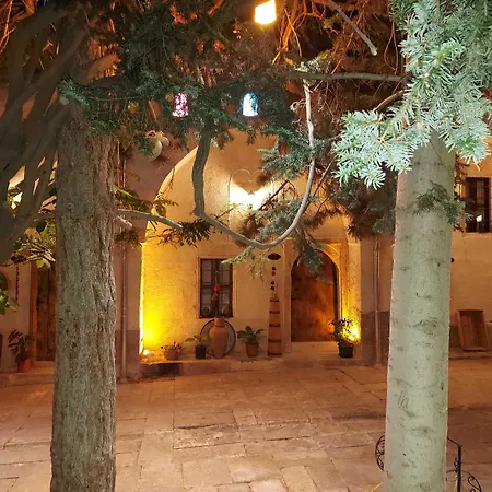 Armesos Cave Hotel
