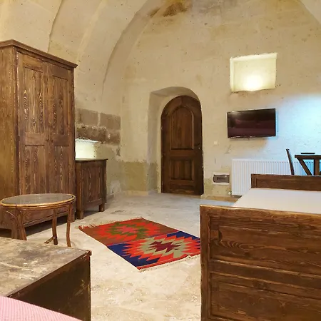Hotel Armesos Cave *