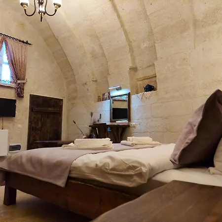 Hotel Armesos Cave *