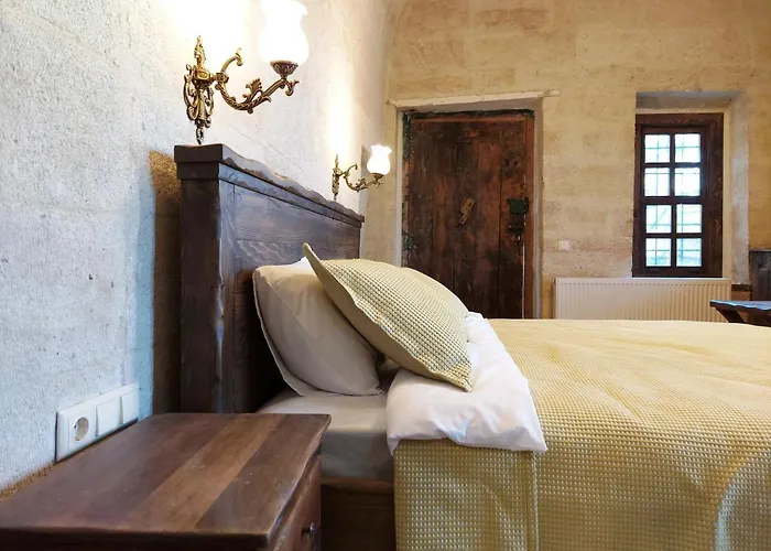 Armesos Cave أوروغوبْ