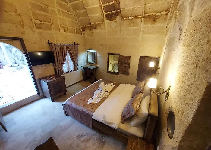 Hotel Armesos Cave *