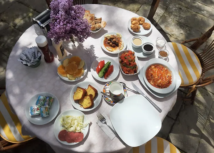 Hotel Armesos Cave *