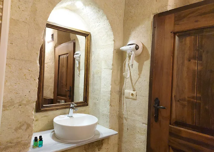 Armesos Cave * Ürgüp